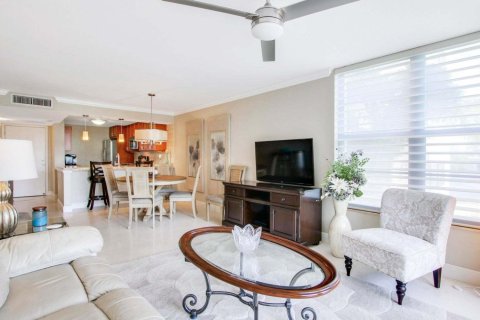 Condo in Boca Raton, Florida, 2 bedrooms  № 2399954 - photo 14