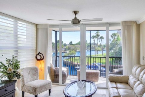 Condo in Boca Raton, Florida, 2 bedrooms  № 2399954 - photo 11