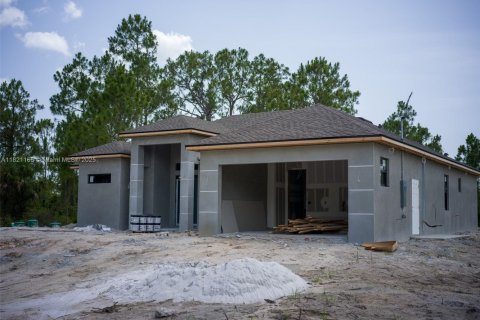 Casa en venta en Lehigh Acres, Florida, 3 dormitorios, 168.62 m2 № 1784074 - foto 4