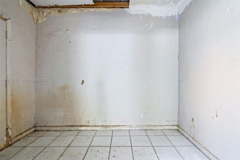 Casa en venta en Miami, Florida, 2 dormitorios, 173.82 m2 № 2033568 - foto 15