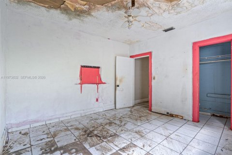 Casa en venta en Miami, Florida, 2 dormitorios, 173.82 m2 № 2033568 - foto 22