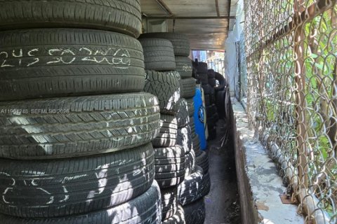 Immobilier commercial à vendre à Sweetwater, Floride № 2026748 - photo 7