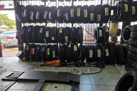 Immobilier commercial à vendre à Sweetwater, Floride № 2026748 - photo 6