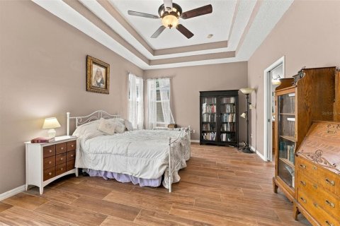 Villa ou maison à vendre à Land O' Lakes, Floride: 4 chambres, 237.46 m2 № 2419045 - photo 23