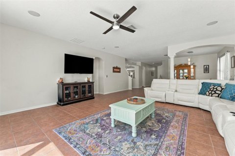 Villa ou maison à vendre à Land O' Lakes, Floride: 4 chambres, 237.46 m2 № 2419045 - photo 21