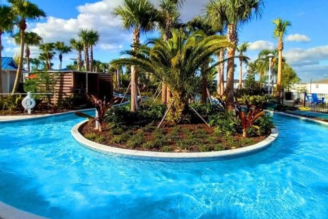 Townhouse in Davenport, Florida 5 bedrooms, 212.1 sq.m. № 1590627 - photo 26