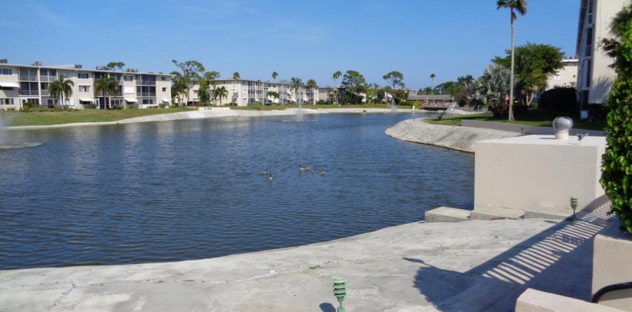 Condo in Lake Worth, Florida, 2 bedrooms  № 1226807