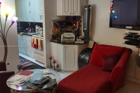 Copropriété à vendre à Miami Beach, Floride: 47.38 m2 № 1979276 - photo 10