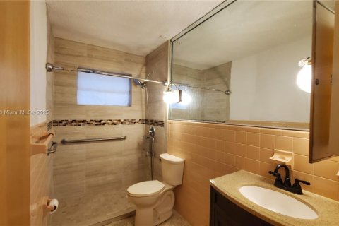 Купить виллу или дом в Майами, Флорида 3 спальни, 119.38м2, № 1926876 - фото 17