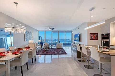 Copropriété à vendre à Sarasota, Floride: 3 chambres, 243.87 m2 № 2113563 - photo 17