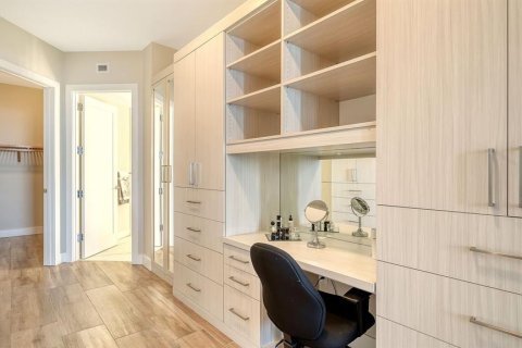Copropriété à vendre à Sarasota, Floride: 3 chambres, 243.87 m2 № 2113563 - photo 6