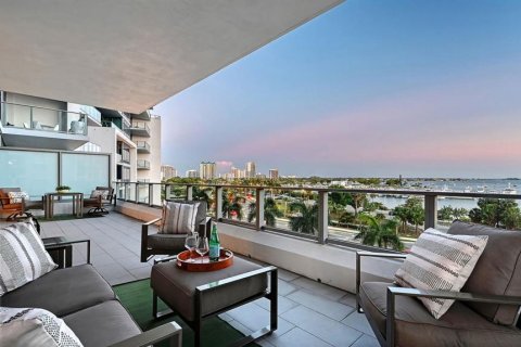 Copropriété à vendre à Sarasota, Floride: 3 chambres, 243.87 m2 № 2113563 - photo 8