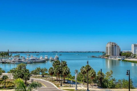Copropriété à vendre à Sarasota, Floride: 3 chambres, 243.87 m2 № 2113563 - photo 28