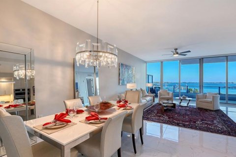 Copropriété à vendre à Sarasota, Floride: 3 chambres, 243.87 m2 № 2113563 - photo 18