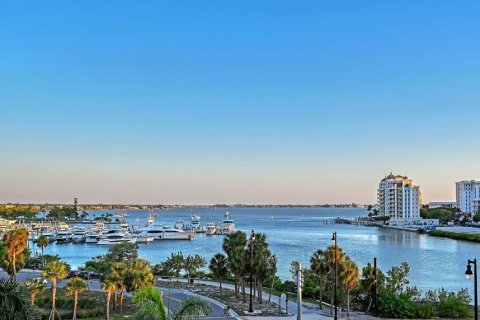 Copropriété à vendre à Sarasota, Floride: 3 chambres, 243.87 m2 № 2113563 - photo 25