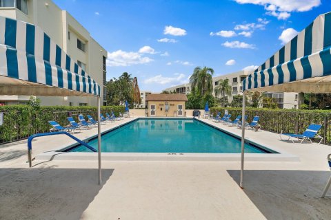 Condominio en venta en Lake Worth, Florida, 2 dormitorios, 100.52 m2 № 1159724 - foto 1
