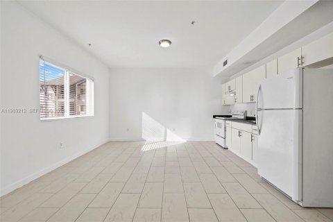 Apartamento en Hialeah, Florida 1 dormitorio, 74.32 m2 № 2055422