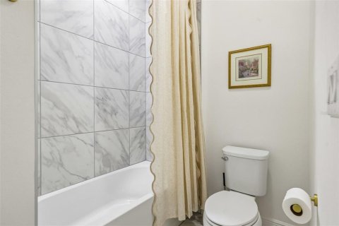 Villa ou maison à vendre à Mount Dora, Floride: 4 chambres, 269.42 m2 № 2116935 - photo 23
