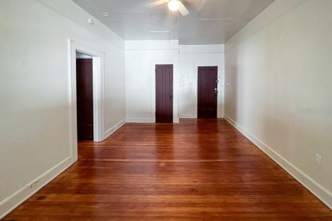 Apartamento en alquiler en Gainesville, Florida, 1 dormitorio, 78.97 m2 № 1440738 - foto 3