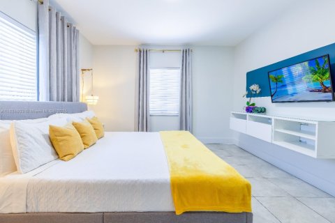 Apartment in Miami, Florida 2 bedrooms, 60.39 sq.m. № 2022455 - photo 4