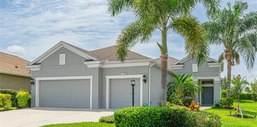 House in Bradenton, Florida 3 bedrooms, 212.56 sq.m. № 1774105