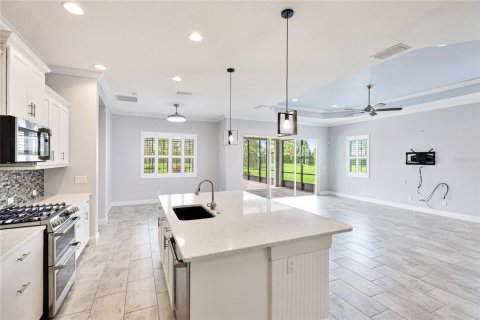 House in Bradenton, Florida 3 bedrooms, 212.56 sq.m. № 1774105 - photo 15