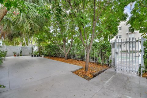 Appartement à louer à Miami Beach, Floride: 51.1 m2 № 2002155 - photo 3