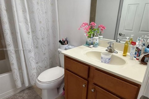 Apartment in Cutler Bay, Florida 2 bedrooms, 75.9 sq.m. № 1942229 - photo 7
