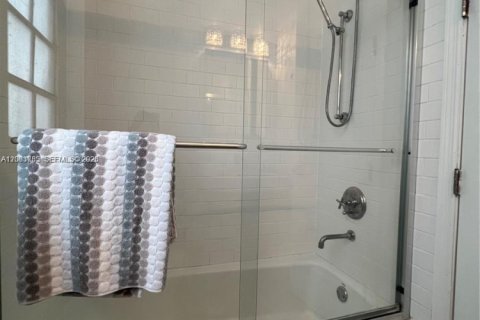 Copropriété à louer à Miami Beach, Floride: 43.2 m2 № 2069337 - photo 16