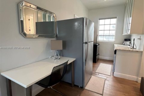Copropriété à louer à Miami Beach, Floride: 43.2 m2 № 2069337 - photo 13