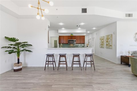 Condominio en venta en Clearwater, Florida, 2 dormitorios, 147.53 m2 № 2143168 - foto 5