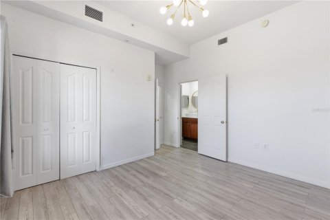 Condominio en venta en Clearwater, Florida, 2 dormitorios, 147.53 m2 № 2143168 - foto 27