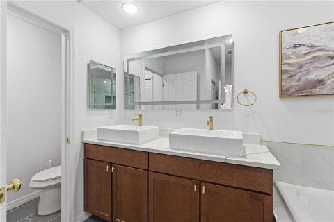 Condominio en venta en Clearwater, Florida, 2 dormitorios, 147.53 m2 № 2143168 - foto 23