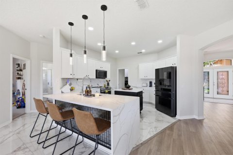 Купить виллу или дом в Киссимми, Флорида 3 комнаты, 246.66м2, № 2147182 - фото 8