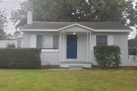 Casa en alquiler en Saint Petersburg, Florida, 2 dormitorios, 62.43 m2 № 1782253 - foto 1