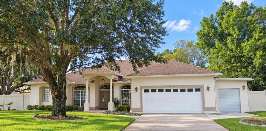 House in Kissimmee, Florida 4 bedrooms, 218.78 sq.m. № 2396366