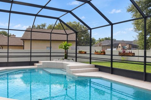 House in Kissimmee, Florida 4 bedrooms, 218.78 sq.m. № 2396366 - photo 6