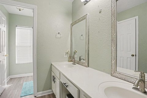 Villa ou maison à vendre à Kissimmee, Floride: 6 chambres, 261.24 m2 № 2351617 - photo 17