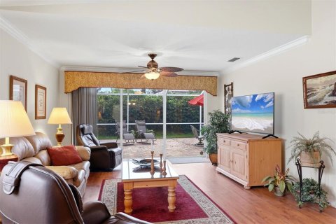 Villa ou maison à vendre à Sarasota, Floride: 2 chambres, 157.28 m2 № 2389370 - photo 12