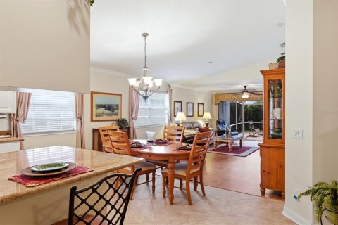 Villa ou maison à vendre à Sarasota, Floride: 2 chambres, 157.28 m2 № 2389370 - photo 16