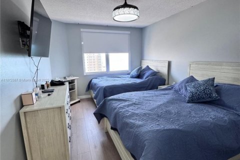 Copropriété à vendre à Hallandale Beach, Floride: 1 chambre, 80.82 m2 № 1979781 - photo 5