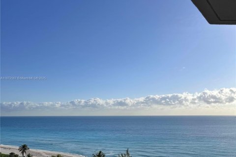 Copropriété à vendre à Hallandale Beach, Floride: 1 chambre, 80.82 m2 № 1979781 - photo 1