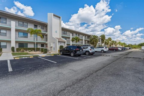 Copropriété à vendre à Punta Gorda, Floride: 2 chambres, 107.12 m2 № 2099160 - photo 2