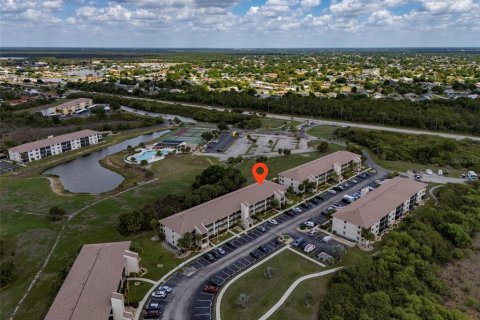 Copropriété à vendre à Punta Gorda, Floride: 2 chambres, 107.12 m2 № 2099160 - photo 29