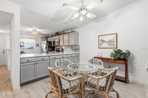 Copropriété à vendre à Punta Gorda, Floride: 2 chambres, 107.12 m2 № 2099160 - photo 12
