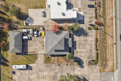 Снять в аренду коммерческую недвижимость в Маунт-Дора, Флорида 374.95м2, № 1591076 - фото 17