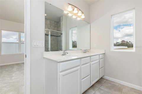 House in Spring Hill, Florida 3 bedrooms, 144.09 sq.m. № 1865945 - photo 24