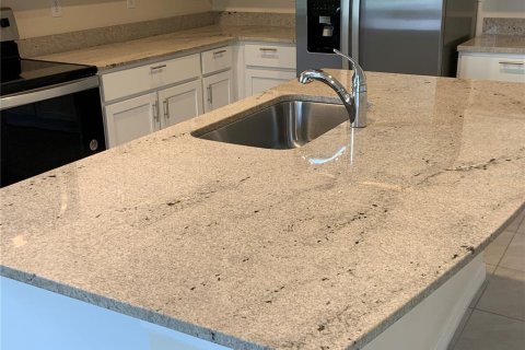 Adosado en alquiler en Bradenton, Florida, 3 dormitorios, 162.11 m2 № 1837066 - foto 8