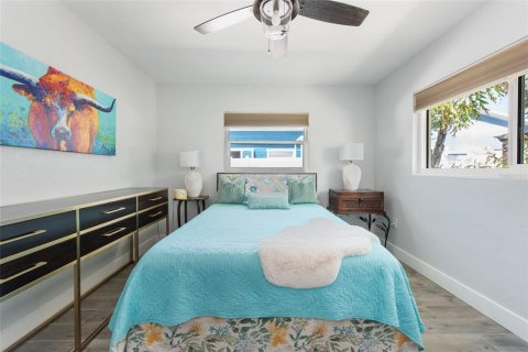 House in Englewood, Florida 3 bedrooms, 142.51 sq.m. № 1743681 - photo 27