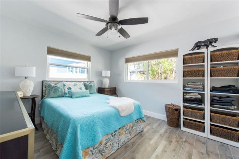 House in Englewood, Florida 3 bedrooms, 142.51 sq.m. № 1743681 - photo 26